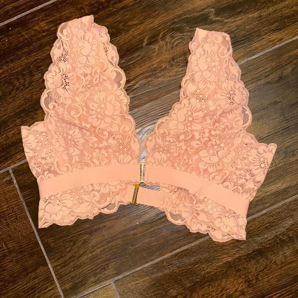 We are HAH NWT SZ L